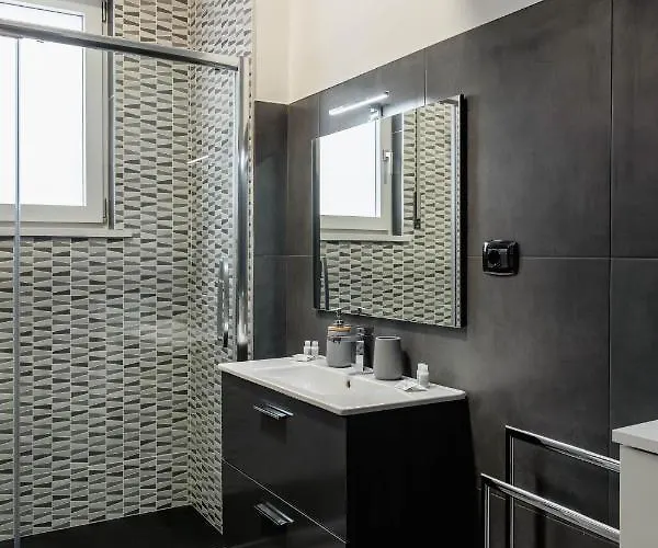 Caliph House 128 Apartament *